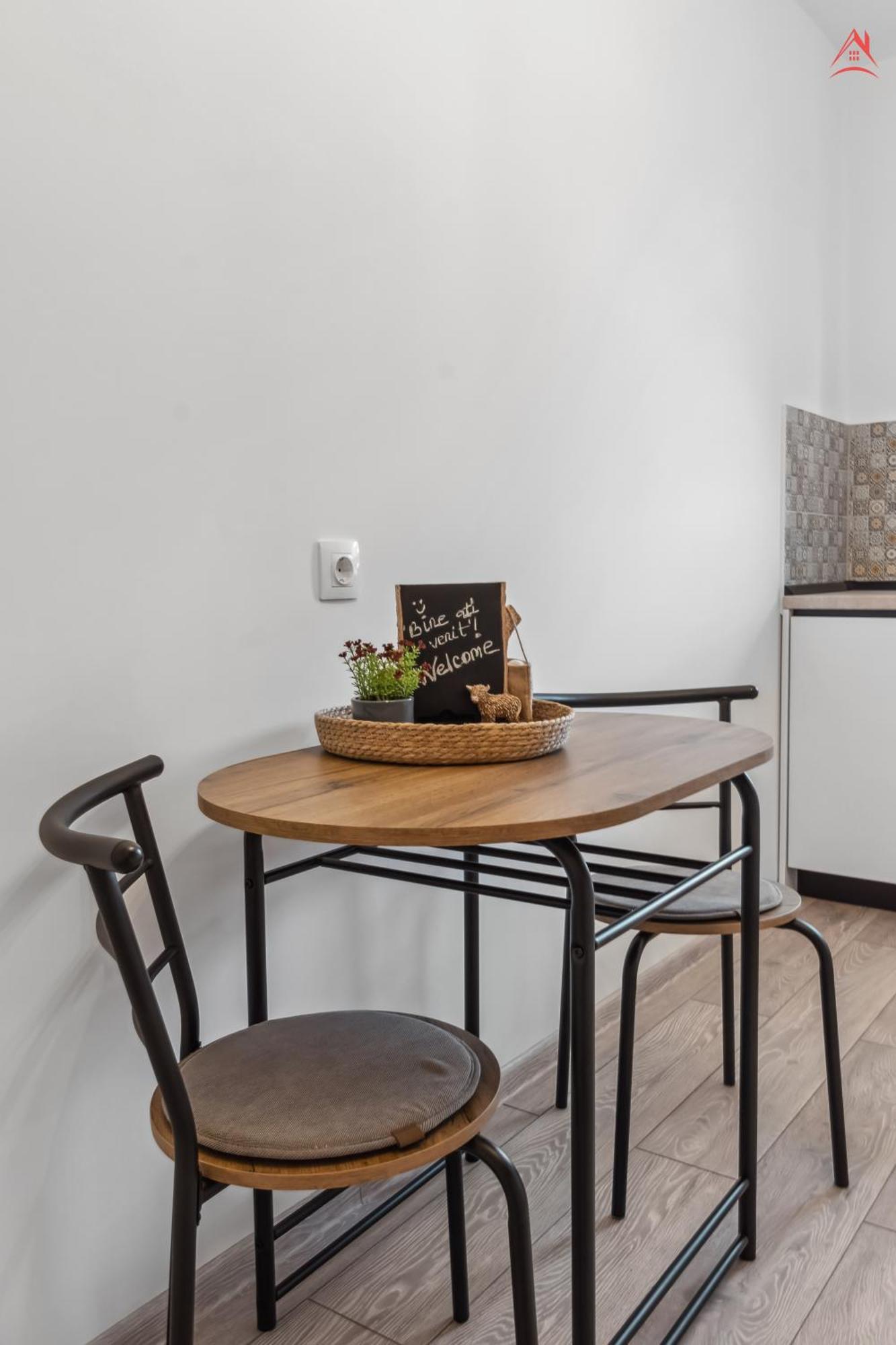 D&a With Private Parking Apartament *